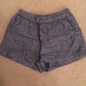 Sophie Max linen shorts